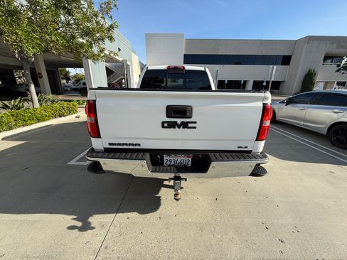 Used 2015 GMC Sierra 1500 SLE w/ Texas SLE Value Package image 4