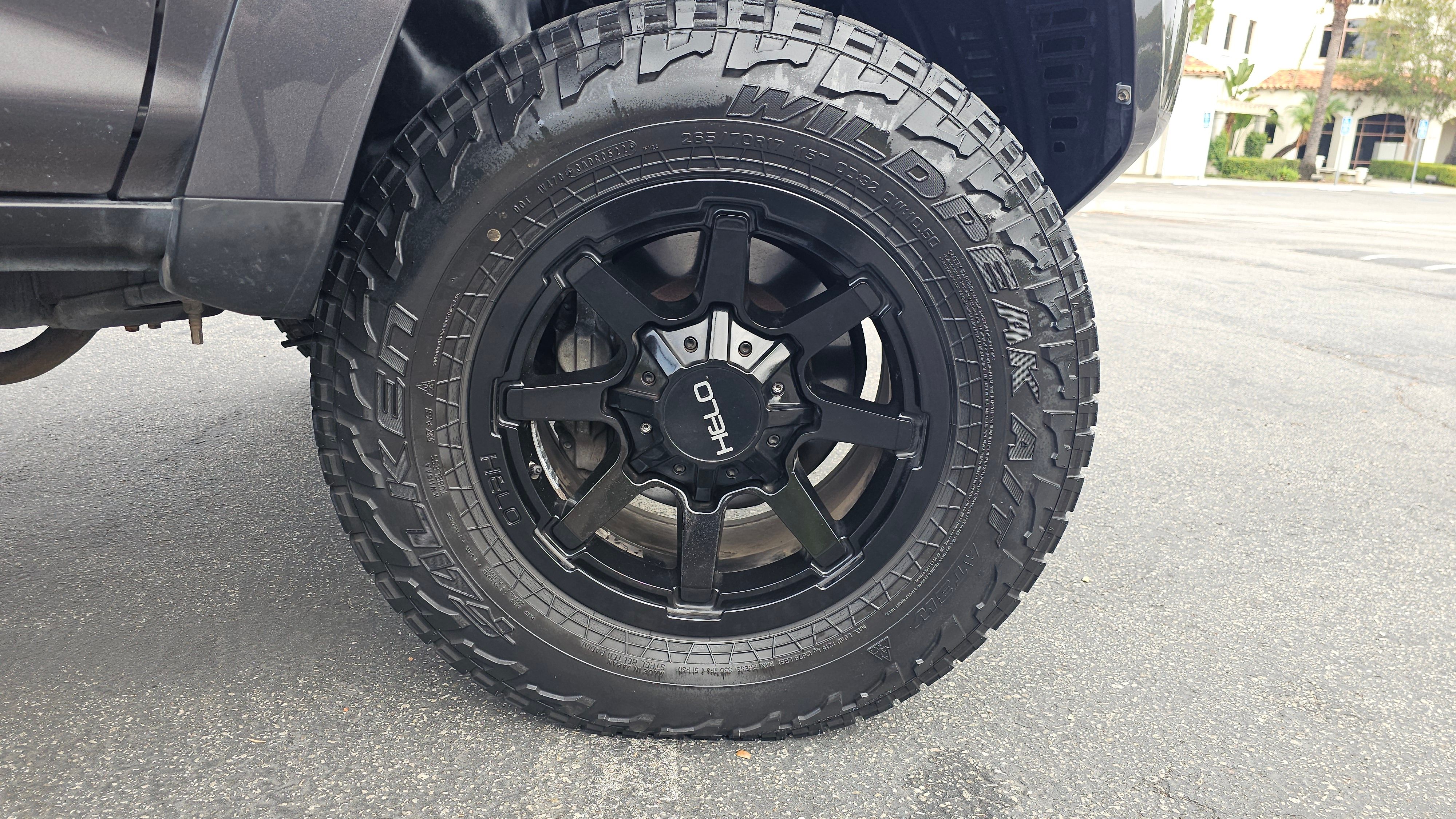 Used 2014 Toyota 4Runner SR5 Premium RWD image 31