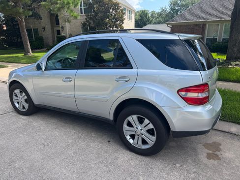 Used 2007 Mercedes-Benz ML 350 4MATIC image 2
