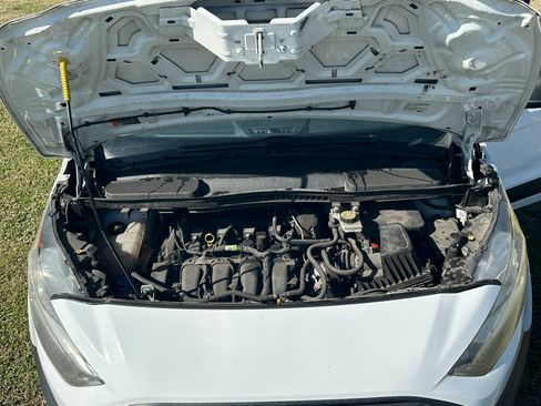 Used 2021 Ford Transit Connect XL image 17