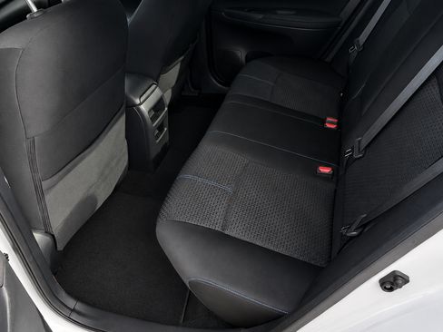 Used 2017 Nissan Sentra SR Turbo FWD image 5