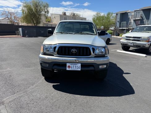 Used 2003 Toyota Tacoma 4x4 Xtracab V6 w/ Convenience Pkg image 6