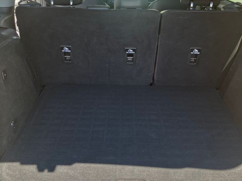 Used 2020 Lincoln Corsair Reserve w/ Equipment Group 201A image 11