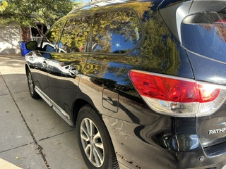 Used 2014 Nissan Pathfinder SL w/ SL Tech Package AWD/4WD image 20