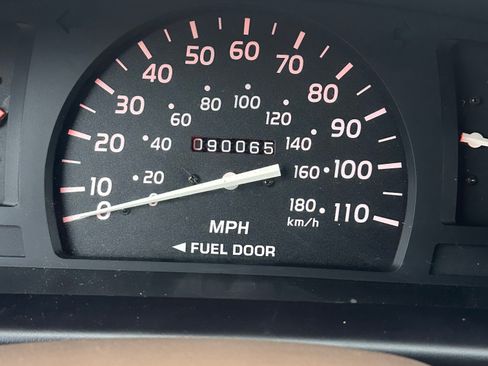 Used 2003 Toyota Tacoma 2WD Regular Cab image 11