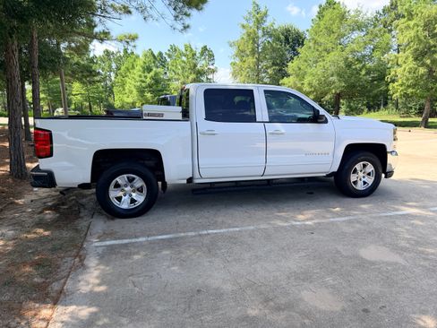 Used 2017 Chevrolet Silverado 1500 LT w/ All Star Edition RWD image 9