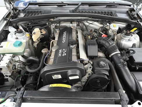 Used 1998 Volvo S90 RWD image 13