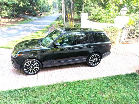 Used 2019 Land Rover Range Rover HSE AWD/4WD image 11