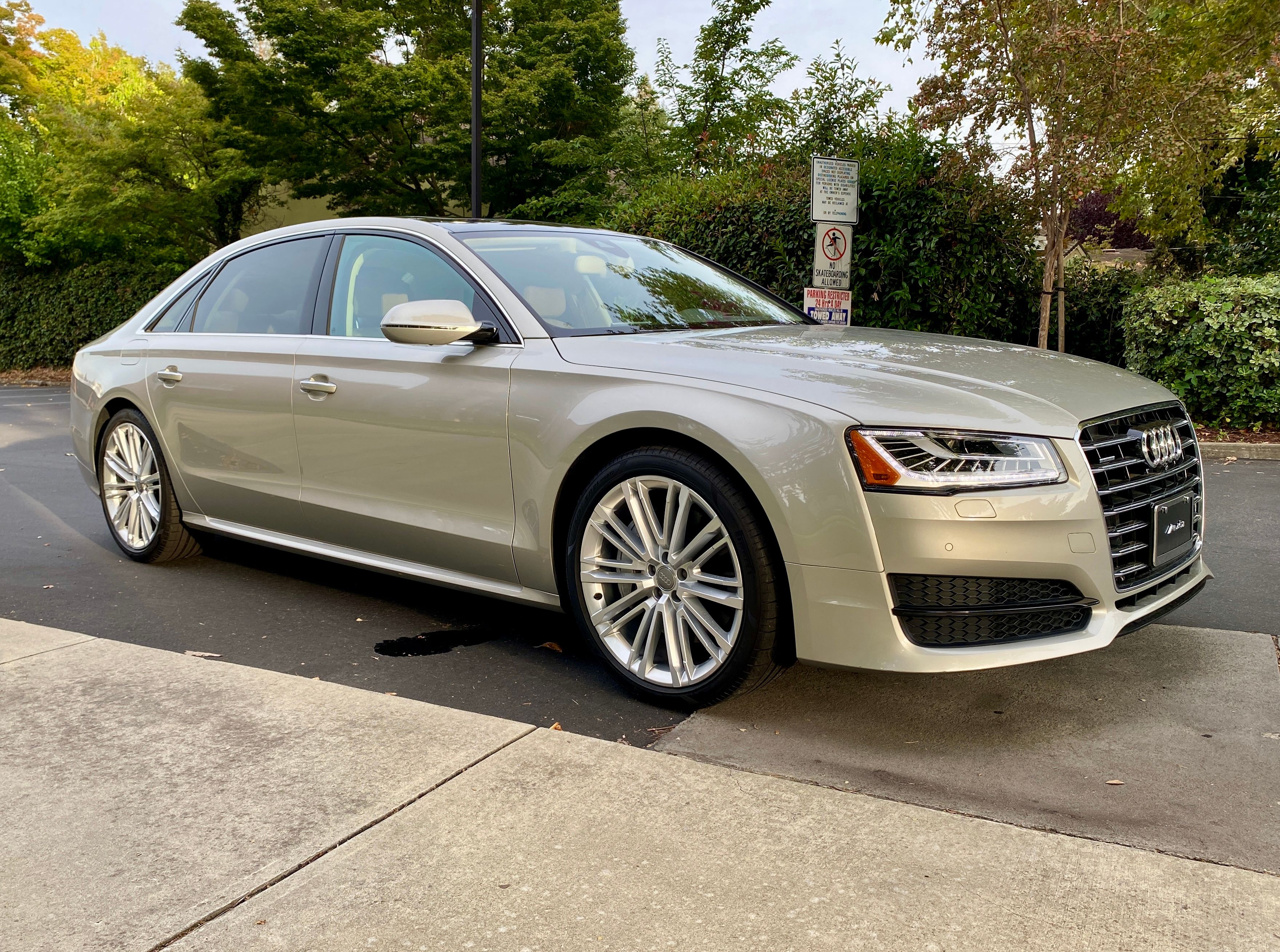 Used 2017 Audi A8 L 3.0T w/ Executive Package AWD/4WD image 10