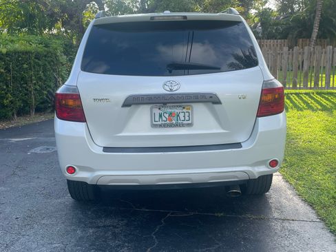 Used 2009 Toyota Highlander Sport FWD image 9