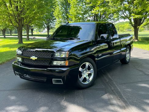Used 2004 Chevrolet Silverado 1500 SS AWD/4WD image 1