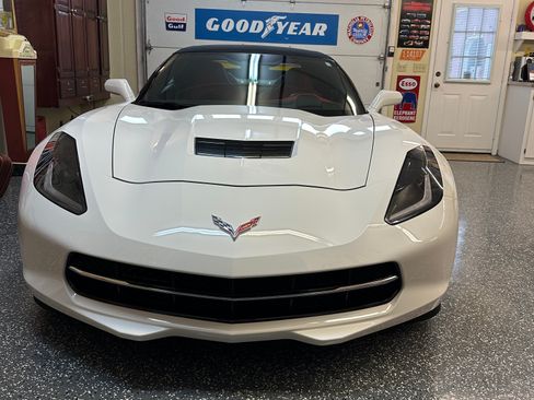 Used 2015 Chevrolet Corvette Stingray Convertible w/ 3LT Preferred Equipment Group RWD image 4