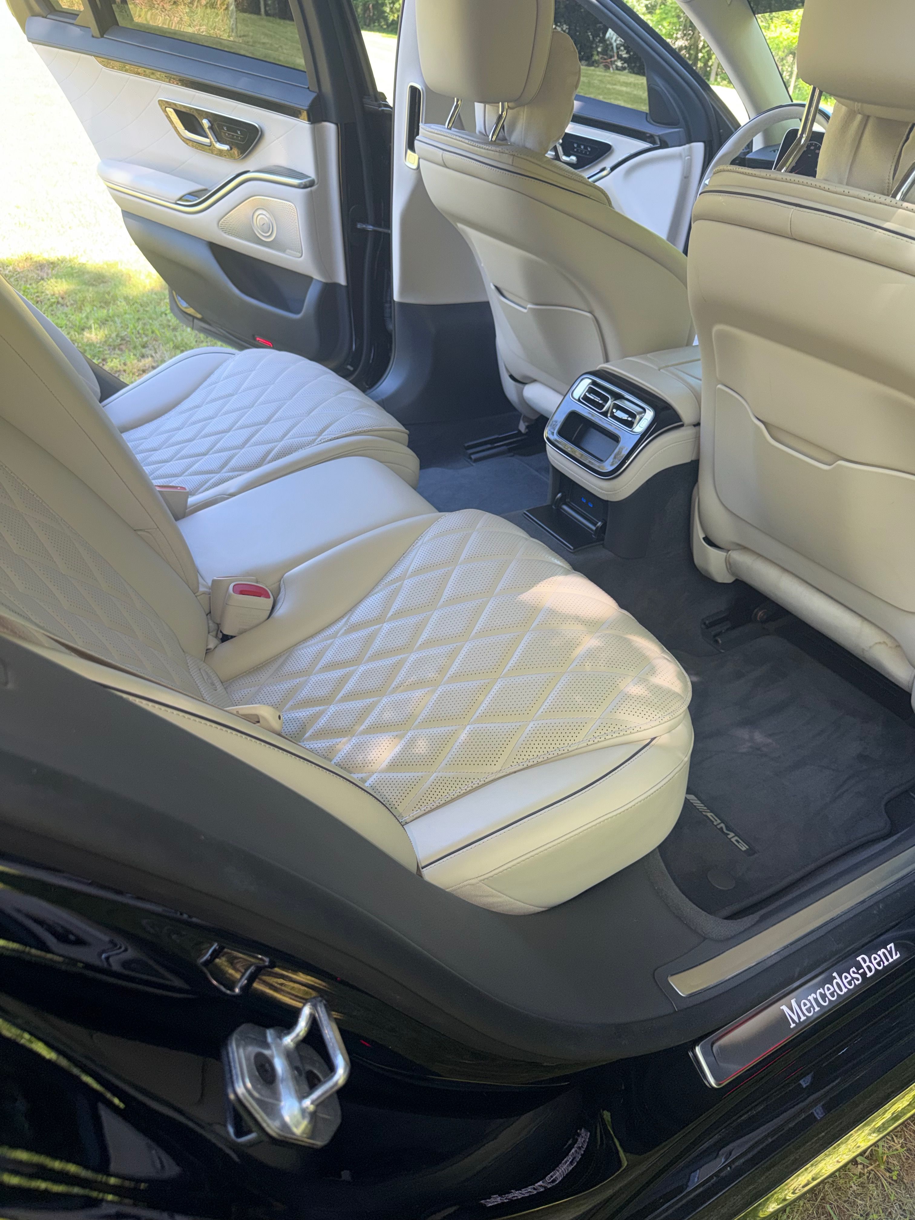 Used 2025 Mercedes-Benz S 580e 4MATIC Sedan image 16