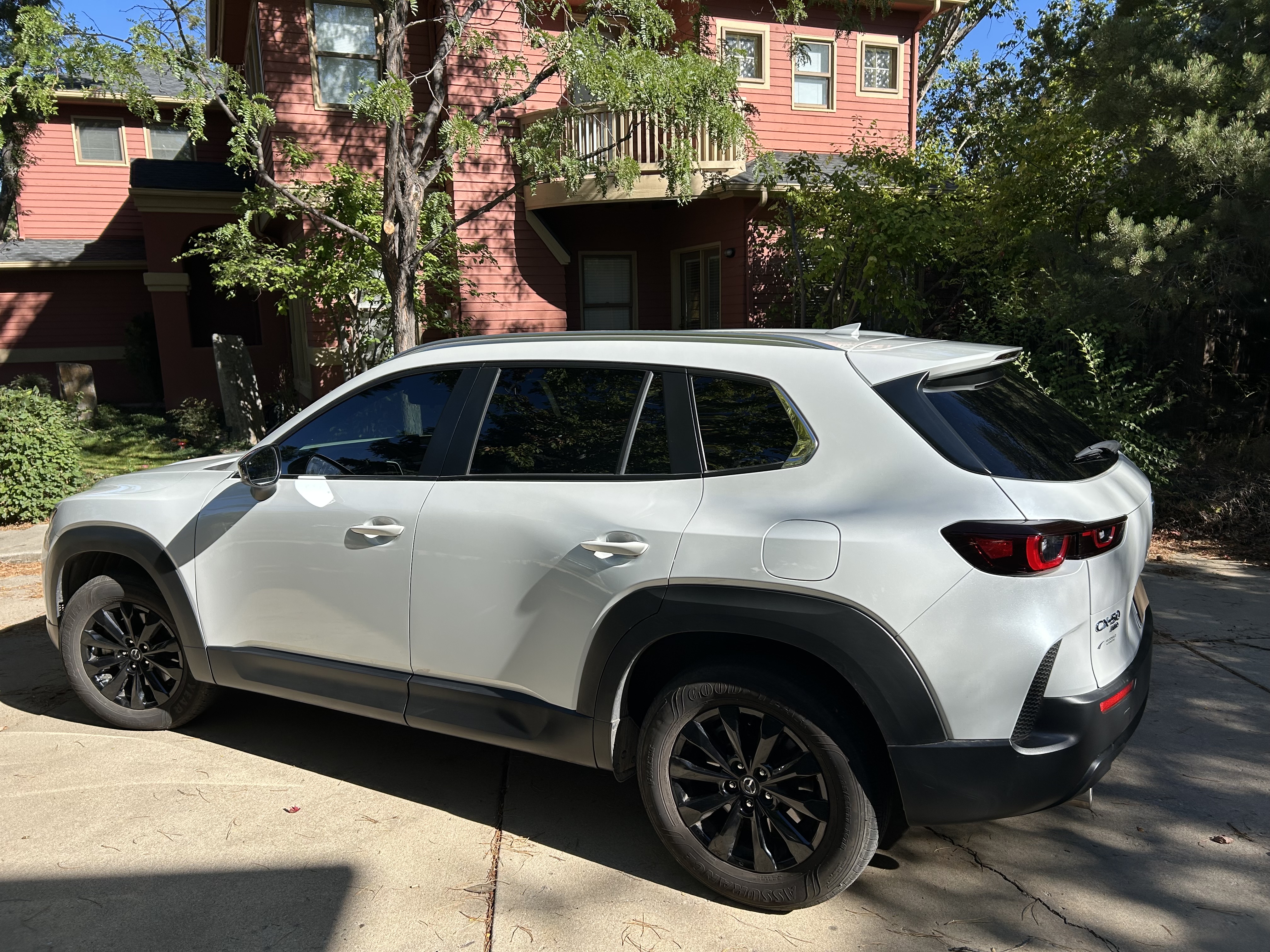 Used 2025 MAZDA CX-50 AWD 2.5 S w/ Cargo Package image 10