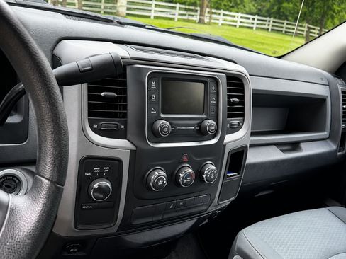 Used 2014 RAM 1500 Express AWD/4WD image 4