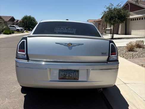Used 2007 Chrysler 300 Touring L RWD image 12