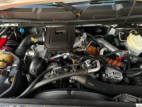 Used 2013 Chevrolet Silverado 3500 W/T w/ Snow Plow Prep Package image 12