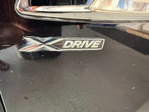 Used 2011 BMW 535i xDrive Sedan AWD/4WD image 4