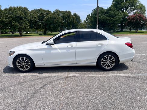 Used 2015 Mercedes-Benz C 300 Sedan image 12