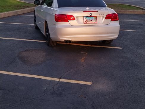 Used 2013 BMW 328i Convertible image 21