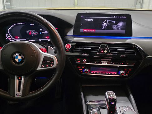Used 2020 BMW M5 image 25