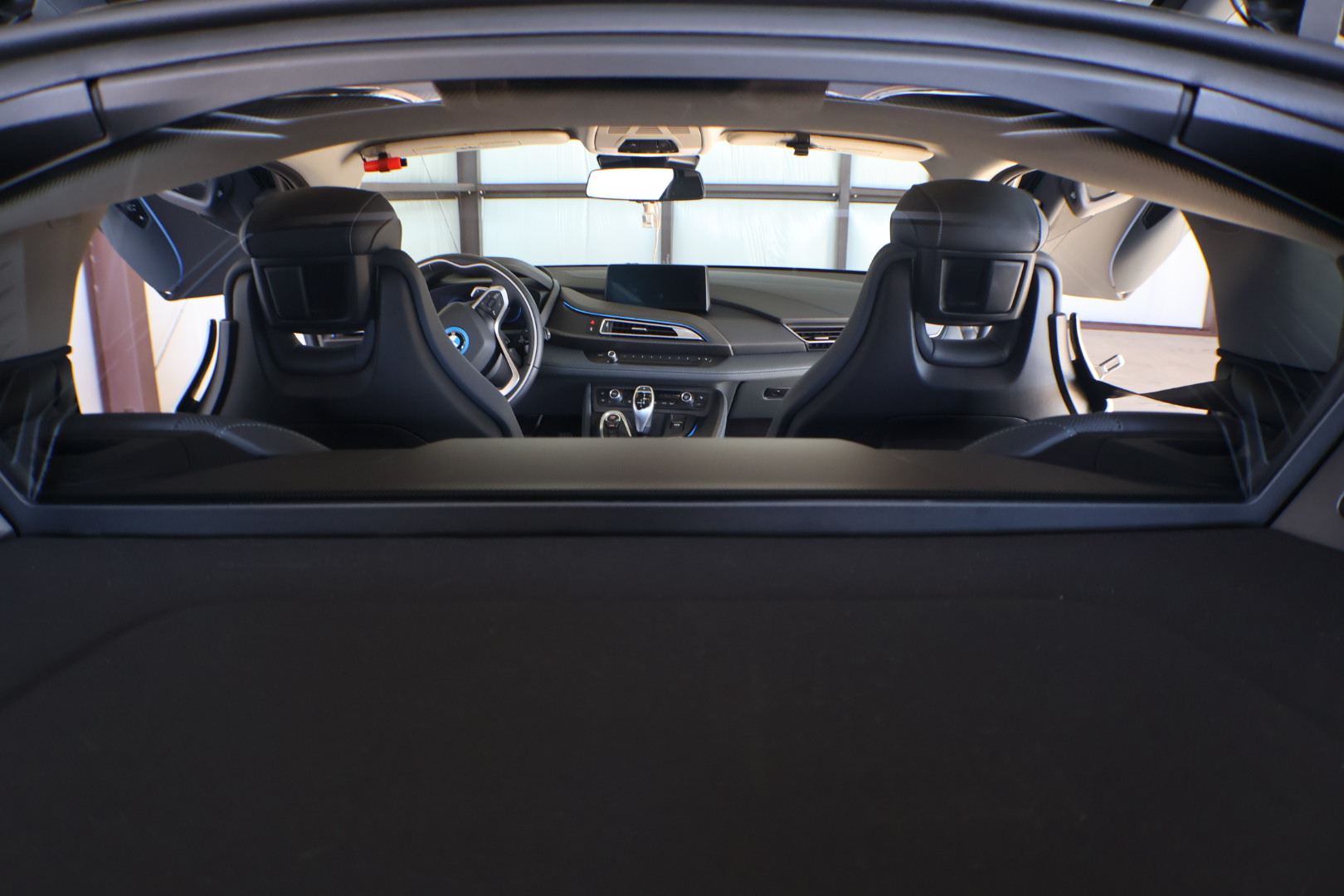 Used 2020 BMW i8 Coupe AWD/4WD image 26