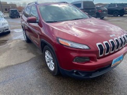 Used 2014 Jeep Cherokee Latitude image 10