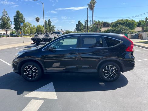 Used 2016 Honda CR-V SE image 1