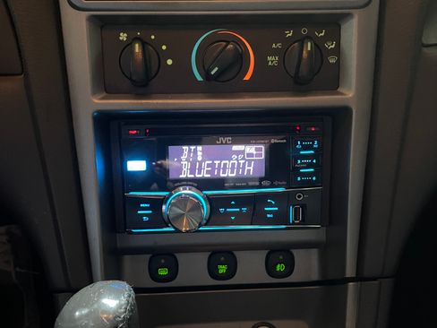 Used 2004 Ford Mustang GT Premium image 10