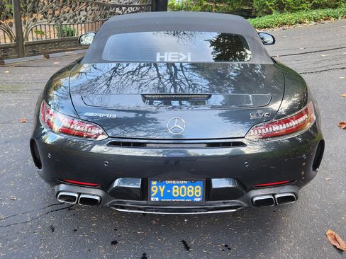 Used 2020 Mercedes-Benz AMG GT C image 11