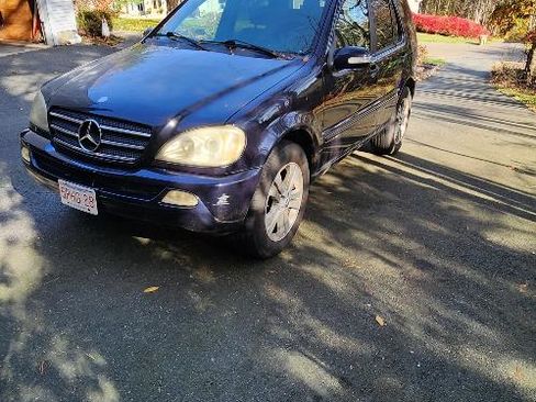 Used 2003 Mercedes-Benz ML 350 4MATIC image 2