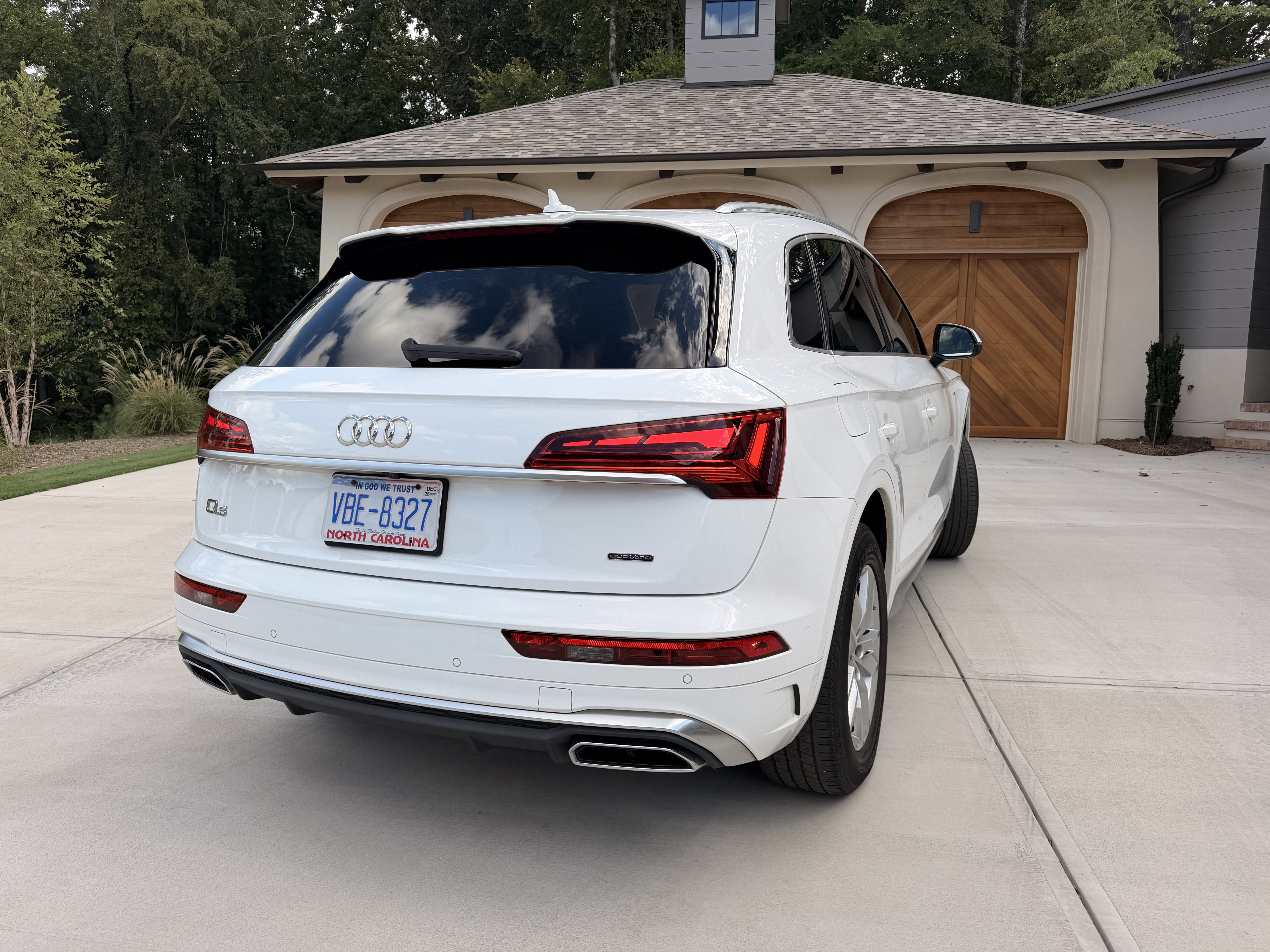 Used 2022 Audi Q5 2.0T Premium w/ Convenience Package AWD/4WD image 6