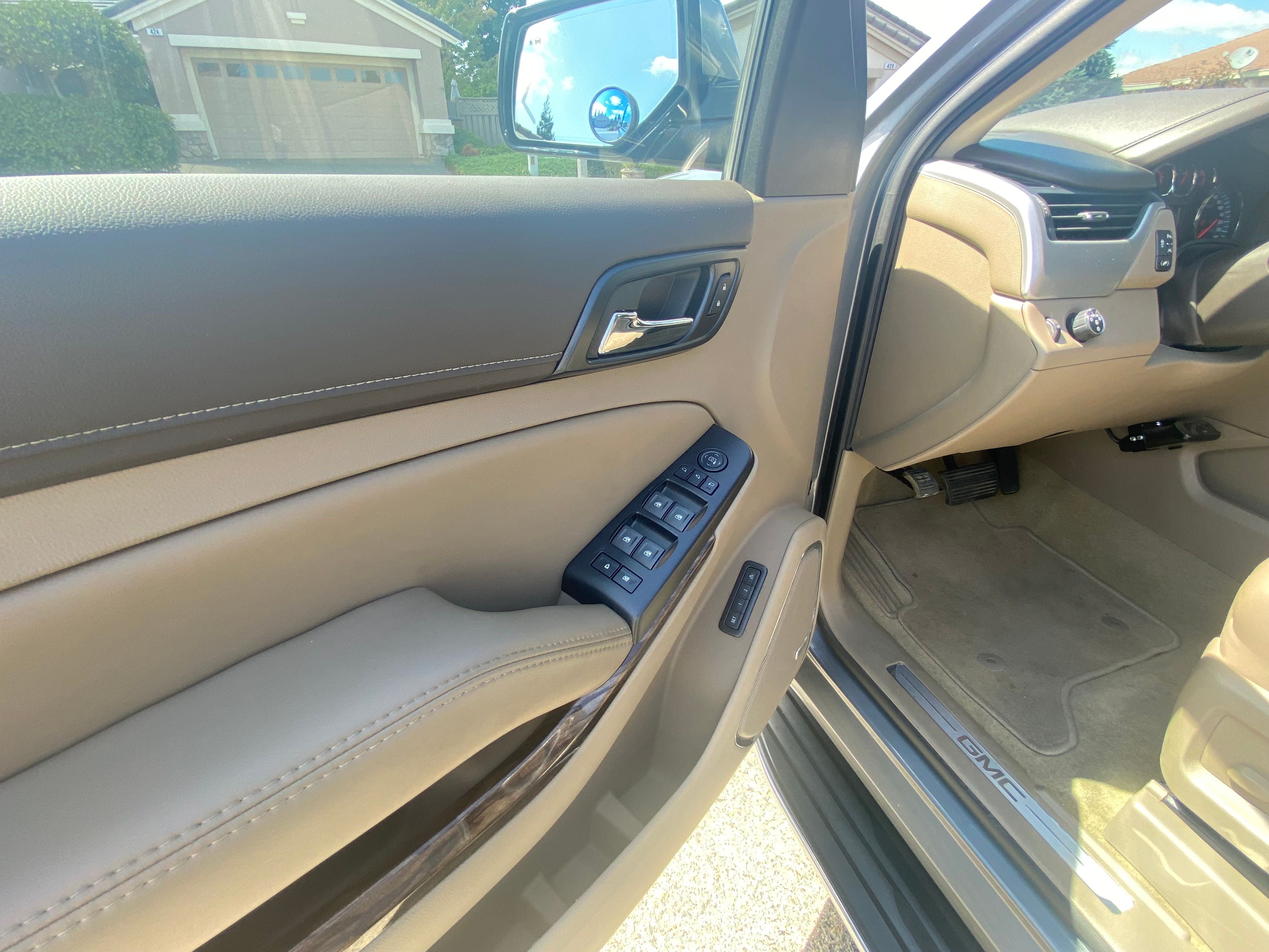 Used 2018 GMC Yukon XL SLT w/ Open Road Package RWD image 20