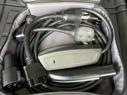 Used 2021 Tesla Model Y Long Range image 15