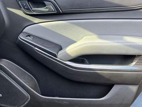 Used 2016 Chevrolet Tahoe LT w/ Luxury Package image 17