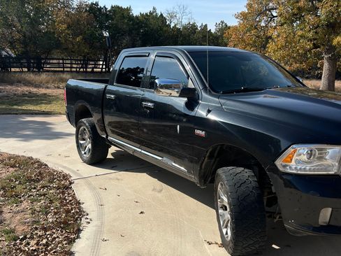 Used 2018 RAM 1500 Limited image 4