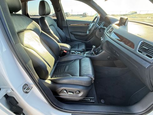 Used 2018 Audi Q3 2.0T Premium Plus w/ Premium Plus Package image 13