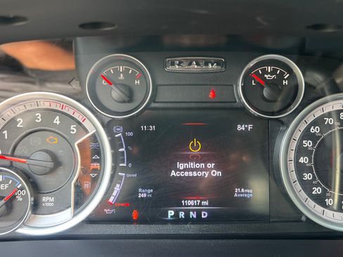 Used 2015 RAM 2500 Laramie w/ Black Appearance Group AWD/4WD image 8