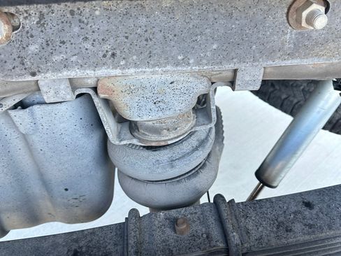 Used 2015 GMC Sierra 2500 Denali w/ Duramax Plus Package image 11