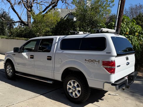 Used 2014 Ford F150 XLT w/ Equipment Group 302A Luxury image 8