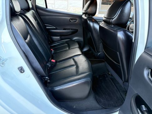 Used 2017 Nissan Leaf SL image 16