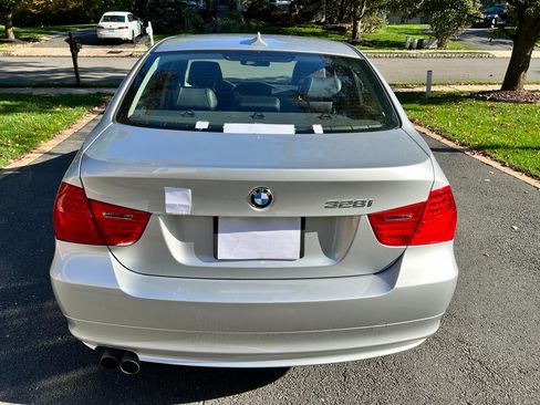 Used 2011 BMW 328i xDrive Sedan image 5