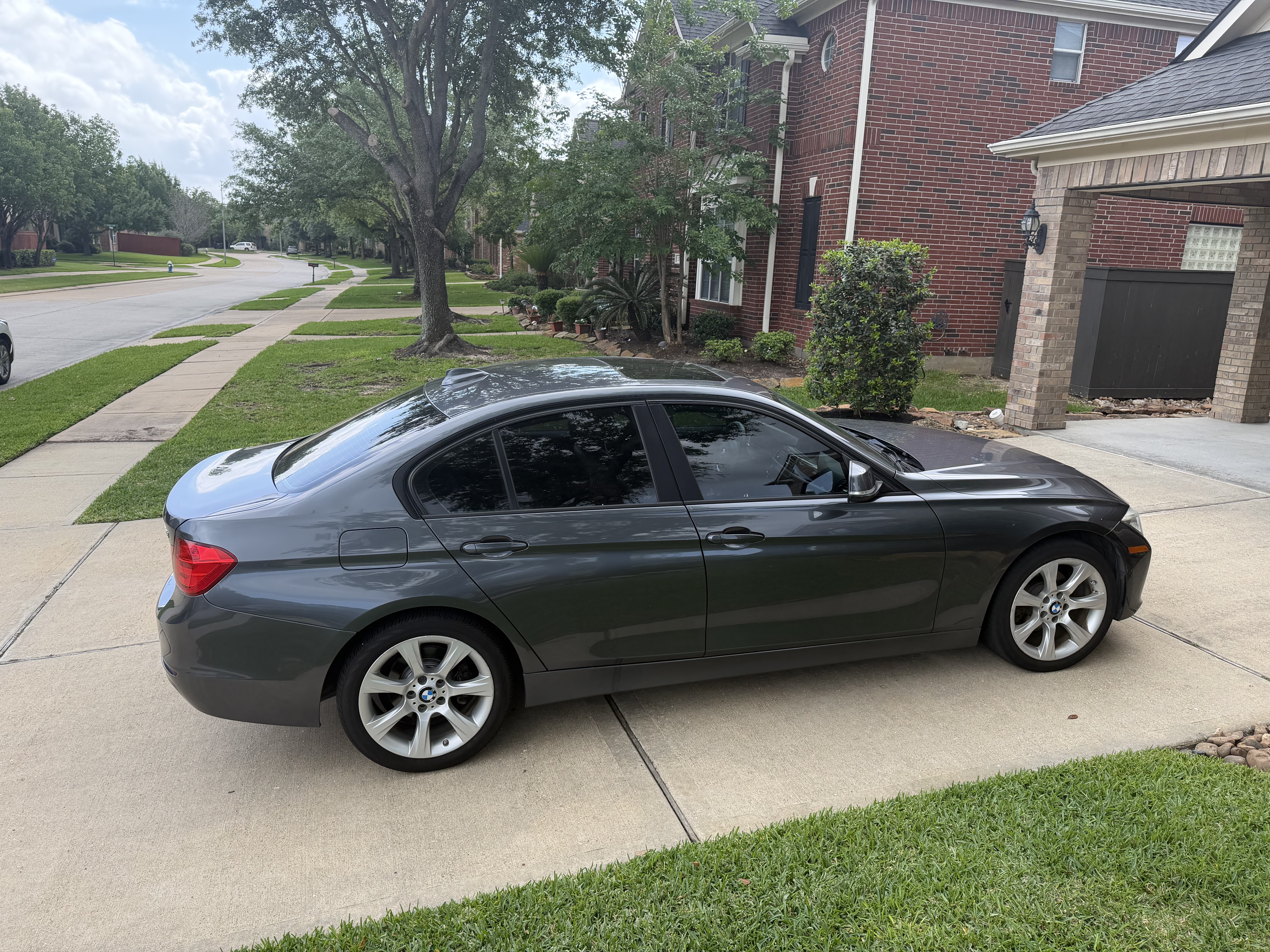 Used 2015 BMW 328i Sedan RWD image 2