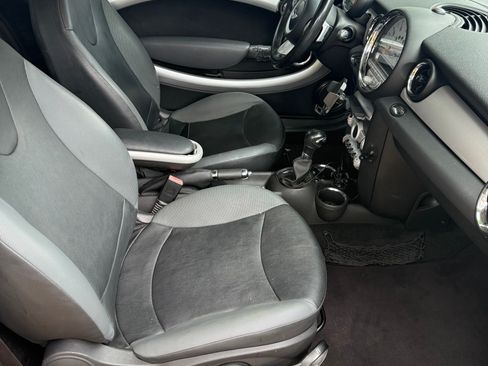 Used 2007 MINI Cooper Hardtop FWD image 5
