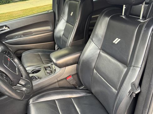 Used 2019 Dodge Durango R/T w/ Technology Group AWD/4WD image 12