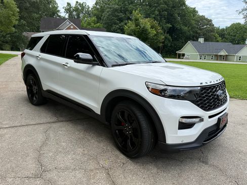 Used 2021 Ford Explorer ST w/ Equipment Group 401A AWD/4WD image 4