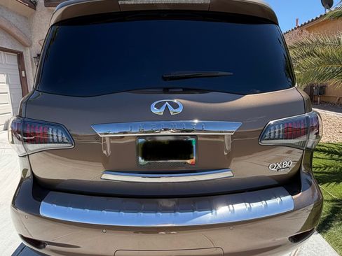 Used 2017 INFINITI QX80 Limited AWD/4WD image 32