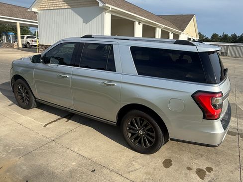 Used 2019 Ford Expedition Max Limited RWD image 4