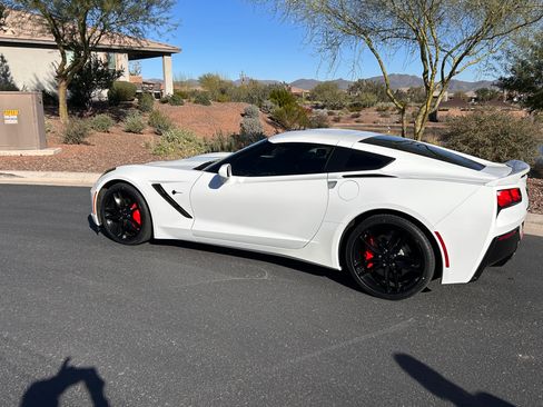 Used 2019 Chevrolet Corvette Stingray Coupe w/ Battery Protection Package image 1