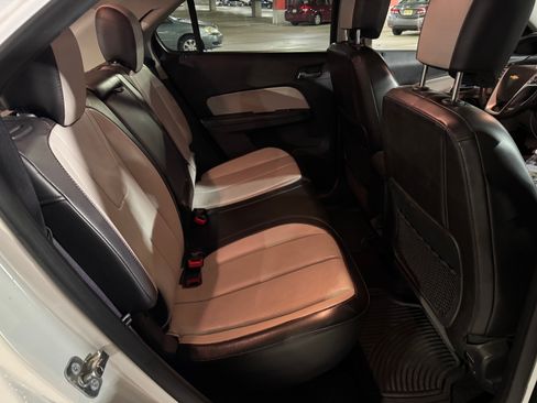 Used 2016 Chevrolet Equinox LTZ w/ Enhanced Convenience Package image 14